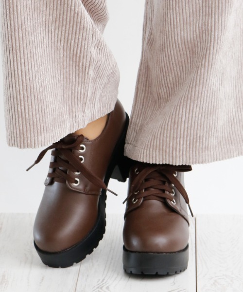 attagirl（アタガール）の「厚底ヒールレースアップシューズ（ドレスシューズ・レディース・ピンク/ブラック系その他/ホワイト/ホワイト系その他/グレー/ブラック/ライトブルー/ピンク系その他3/その他/ブラック系その他3/ブラック系その他2/ピンク系その他/ブラウン系その他/ベージュ系その他2/ラベンダー/ブラウン系その他3/ダークブラウン/ベージュ/ベージュ系その他3/シルバー系その他4/ブラック系その他4/ピンク系その他4・S/M/L/LL/3L/SS）」の9枚目の写真