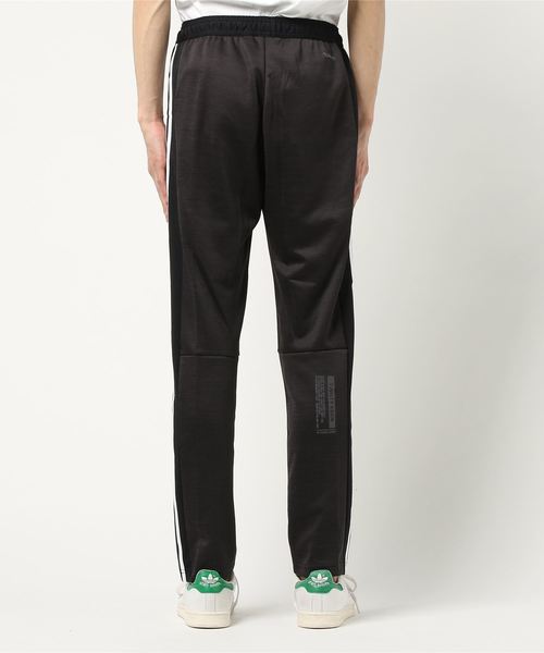 adidas ジャージパンツ adidas（アディダス）の「アディダス トラックパンツ ジャージパンツ