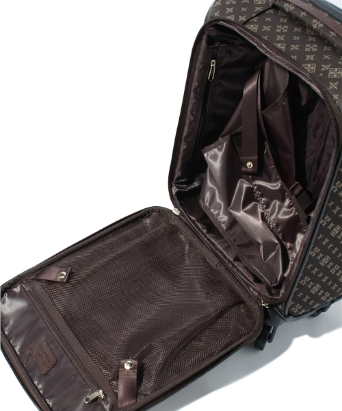 ラシット♥️美品♥️キャリーバッグ♥️トロリーバッグ♥️カギ付き♥️ russet（ラシット）の「トロリーバッグ【Trolley】（スーツ