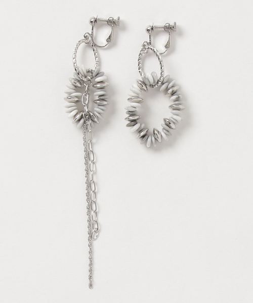 YECCA VECCA（イェッカヴェッカ）の「Mixビーズアシンメトリーイヤリング（イヤリング・レディース・グレー/イエロー/ブルー・FREE）」の2枚目の写真