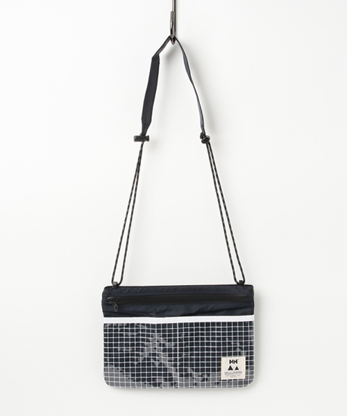 HELLY HANSEN（ヘリーハンセン）の「【HELLY HANSEN/ヘリ―ハンセン】Water-resistance Sacoche（ショルダーバッグ・メンズ・ホワイト/ネイビー/オレンジ/オリーブ・FREE）」の4枚目の写真