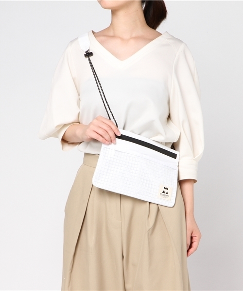 HELLY HANSEN（ヘリーハンセン）の「【HELLY HANSEN/ヘリ―ハンセン】Water-resistance Sacoche（ショルダーバッグ・メンズ・ホワイト/ネイビー/オレンジ/オリーブ・FREE）」の6枚目の写真