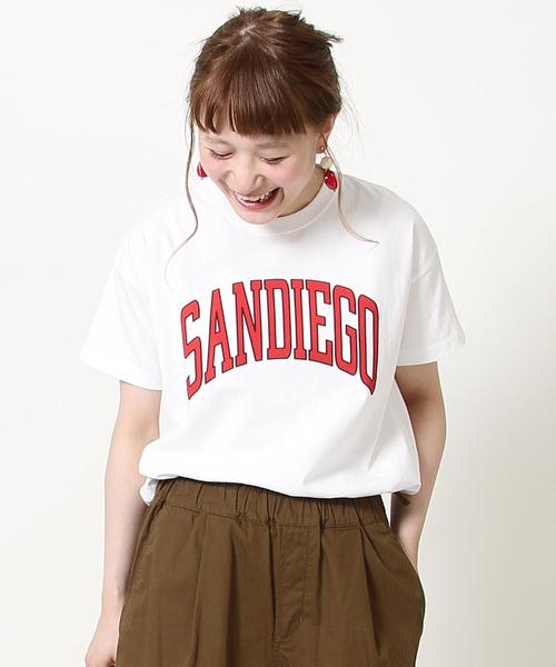 coen（コーエン）の「カレッジプリントTシャツ(ロゴt)（Tシャツ/カットソー・レディース・ホワイト/ネイビー/ケリー/ライトブルー・MEDIUM/LARGE）」の17枚目の写真