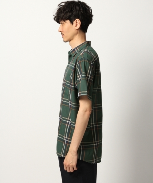 GLOBAL WORK（グローバルワーク）の「TCチェックシャツ半袖/796109（シャツ/ブラウス・メンズ・ダークブラウン/グリーン/ワインレッド/ライトベージュ・SMALL/X-LARGE/LARGE/MEDIUM）」の12枚目の写真