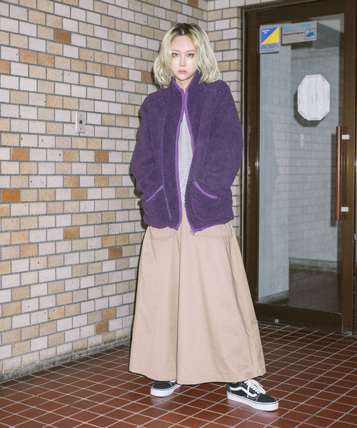 ROOPTOKYO(ループトウキョウ)の「モコモコ配色スタンドボアブルゾン(ブルゾン・レディース・ホワイト/ブラック/ベージュ/ネイビー/パープル/ピンク/ブルー/グレー・S/M/L)」の18枚目の写真