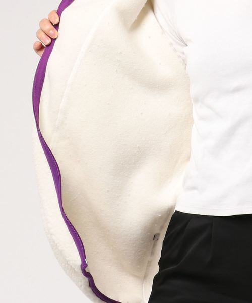 ROOPTOKYO(ループトウキョウ)の「モコモコ配色スタンドボアブルゾン(ブルゾン・レディース・ホワイト/ブラック/ベージュ/ネイビー/パープル/ピンク/ブルー/グレー・S/M/L)」の11枚目の写真