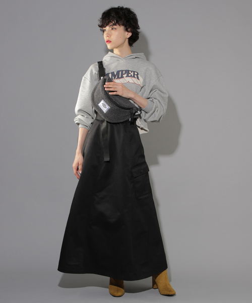 PAGEBOY（ページボーイ）の「アウトポケットマキシフレアスカート（スカート・レディース・ブラック/ベージュ/サックスブルー・MEDIUM/SMALL）」の11枚目の写真