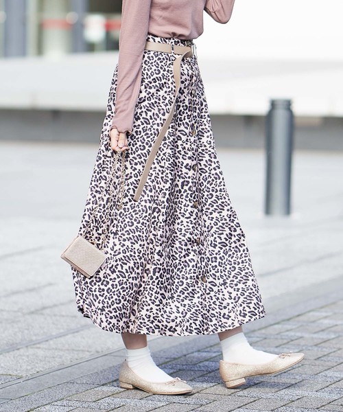 one after another NICE CLAUP（ワンアフターアナザーナイスクラップ）の「ベルト付きアソートロングスカート（スカート・レディース・ブラウン/ピンク/アイボリー/ベージュ系その他/ピンク系その他・FREE）」の4枚目の写真