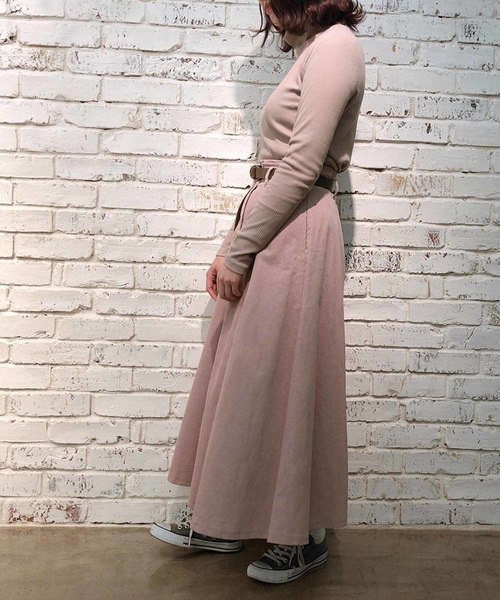 one after another NICE CLAUP（ワンアフターアナザーナイスクラップ）の「ベルト付きアソートロングスカート（スカート・レディース・ブラウン/ピンク/アイボリー/ベージュ系その他/ピンク系その他・FREE）」の9枚目の写真