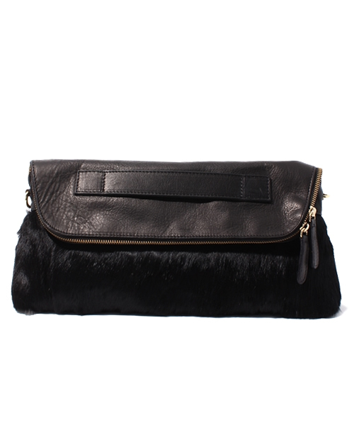 Soareak（ソアリーク）の「【POPCORN】 ラビットファークラッチ（クラッチバッグ・レディース・ブラック/ブラウン・FREE）」の2枚目の写真