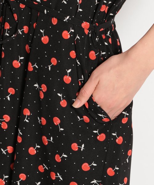 niko and...(ニコアンド)の「アソート総柄カイキンワンピース(ワンピース・レディース・ブラック/ネイビー/クリーム・MEDIUM/LARGE)」の13枚目の写真