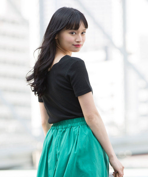 Luz Llena（ラズレナ）の「ダブルスカラップテレコリブ半袖トップス（Tシャツ/カットソー・レディース・ブラック/オフホワイト・MEDIUM）」の3枚目の写真