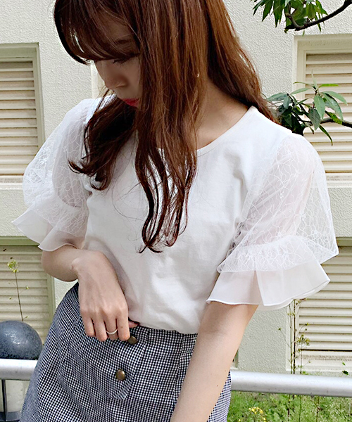 apres jour（アプレジュール）の「袖レーストップス【ZOZOTOWN限定アイテム】（Tシャツ/カットソー・レディース・ブラック/オフホワイト/サックスブルー/ライトグリーン・フリー）」の5枚目の写真