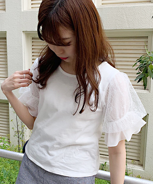 apres jour（アプレジュール）の「袖レーストップス【ZOZOTOWN限定アイテム】（Tシャツ/カットソー・レディース・ブラック/オフホワイト/サックスブルー/ライトグリーン・フリー）」の8枚目の写真