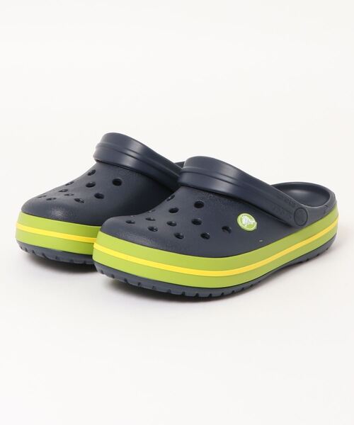 crocs（クロックス）の「クロックス クロックバンド クロッグ サンダル / crocs Crocband clog sandal（サンダル・レディース・ホワイト/ブラック/ネイビー/ブラウン/グレー/ピンク/ブルー/バーガンディー/ピンク系その他/コバルトブルー/ベージュ系その他/チャコールグレー/ライトグレー/アーミー/ホワイト×ブラック/パープル系その他/ブルー系その他2/グリーン/グリーン系その他/オレンジ/グレー系その他/ホワイト×ライトピンク/イエロー系その他/ピンク系その他2/グレー系その他2/レッド・22cm/23cm/24cm/25cm/26cm/27cm/28cm/29cm/30cm/31cm）」の14枚目の写真