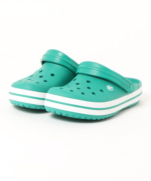 crocs（クロックス）の「クロックス クロックバンド クロッグ サンダル / crocs Crocband clog sandal（サンダル・レディース・ホワイト/ブラック/ネイビー/ブラウン/グレー/ピンク/ブルー/バーガンディー/ピンク系その他/コバルトブルー/ベージュ系その他/チャコールグレー/ライトグレー/アーミー/ホワイト×ブラック/パープル系その他/ブルー系その他2/グリーン/グリーン系その他/オレンジ/グレー系その他/ホワイト×ライトピンク/イエロー系その他/ピンク系その他2/グレー系その他2/レッド・22cm/23cm/24cm/25cm/26cm/27cm/28cm/29cm/30cm/31cm）」の12枚目の写真