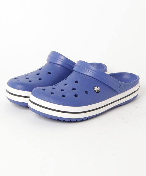 crocs(クロックス)の「クロックス クロックバンド クロッグ サンダル / crocs Crocband clog sandal(サンダル・レディース・ホワイト/ブラック/ネイビー/ブラウン/グレー/ピンク/ブルー/バーガンディー/ピンク系その他/コバルトブルー/ベージュ系その他/チャコールグレー/ライトグレー/アーミー/ホワイト×ブラック/パープル系その他/ブルー系その他2/グリーン/グリーン系その他/オレンジ/グレー系その他/ホワイト×ライトピンク/イエロー系その他/ピンク系その他2/グレー系その他2/レッド・22cm/23cm/24cm/25cm/26cm/27cm/28cm/29cm/30cm/31cm)」の16枚目の写真