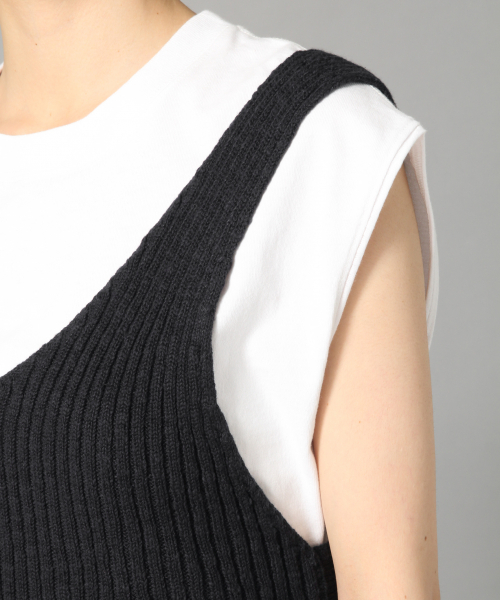 LOWRYS FARM（ローリーズファーム）の「スラブビスチェ　840122（ニット/セーター・レディース・ブラック/アイボリー/キャメル・FREE）」の6枚目の写真
