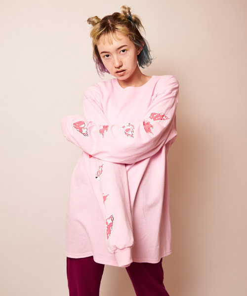 Candy Stripper（キャンディストリッパー）の「BLAZING CHEESE ロングスリーブ Tシャツ（Tシャツ/カットソー・レディース・パープル/オフホワイト/ピンク/ブラック・2）」の4枚目の写真