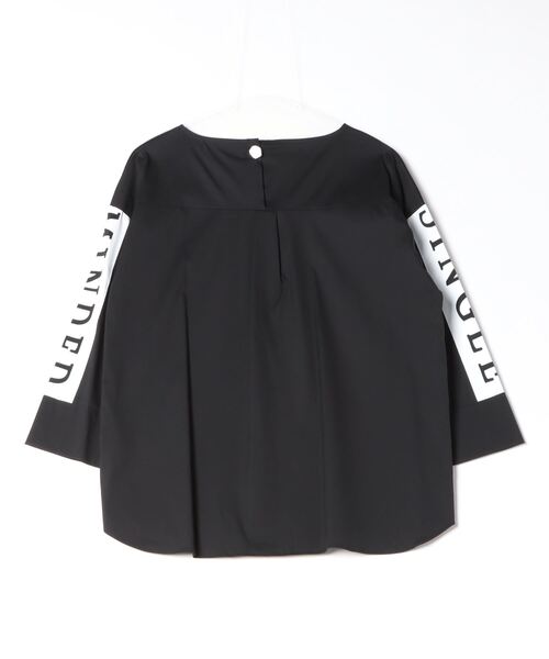 TEVALT（ヴァレット）の「ビッグロゴプリント スモッグシャツブラウス（シャツ/ブラウス・レディース・ブラック/オフホワイト/キャメル・38）」の4枚目の写真