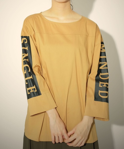 TEVALT（ヴァレット）の「ビッグロゴプリント スモッグシャツブラウス（シャツ/ブラウス・レディース・ブラック/オフホワイト/キャメル・38）」の3枚目の写真