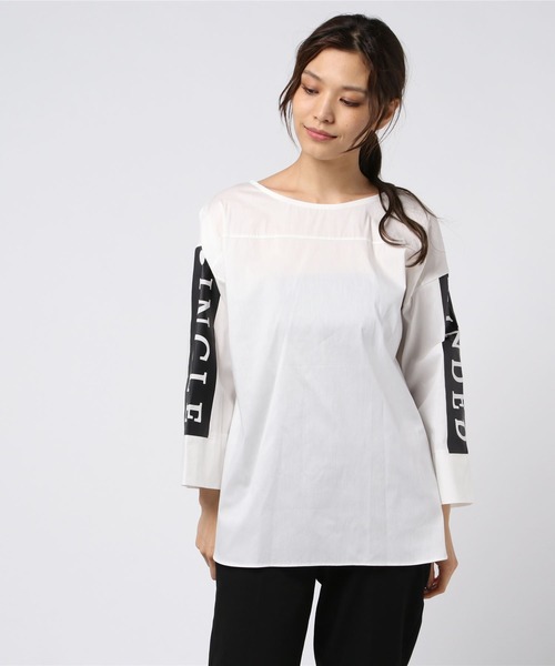 TEVALT（ヴァレット）の「ビッグロゴプリント スモッグシャツブラウス（シャツ/ブラウス・レディース・ブラック/オフホワイト/キャメル・38）」の2枚目の写真