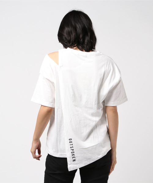 ROGER AND RAW(ロジャーアンドロウ)の「Roger&Raw/英文字肩開きアシメT(Tシャツ/カットソー・レディース・ブラック×ホワイト/スミクロ・M)」の4枚目の写真
