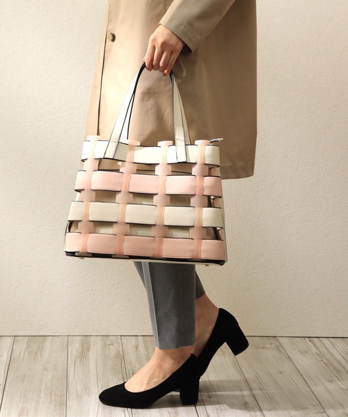 florist(フローリスト)の「【2way】編み込みシースルーショルダーバッグ(ショルダーバッグ・レディース・ホワイト/ブラック/レッド/ピンク/イエロー/グリーン・FREE)」の1枚目の写真