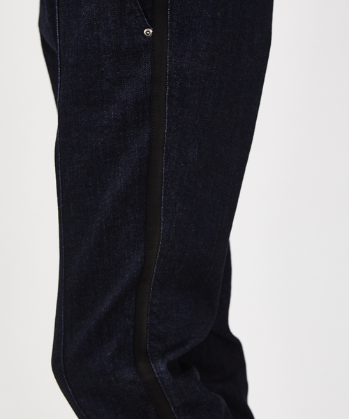 5351 POUR LES HOMMES（ゴーサンゴーイチプールオム）の「スラックスデニム（デニムパンツ・メンズ・ブラック/ホワイト/インディゴブルー・46/44/48）」の9枚目の写真