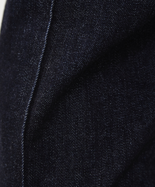 5351 POUR LES HOMMES（ゴーサンゴーイチプールオム）の「スラックスデニム（デニムパンツ・メンズ・ブラック/ホワイト/インディゴブルー・46/44/48）」の7枚目の写真