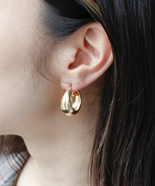 LAPUIS（ラピュイ）の「Lapuis（ラピュイ）Satina ピアス（ピアス（両耳用）・レディース・シルバー/ゴールド・FREE）」の2枚目の写真