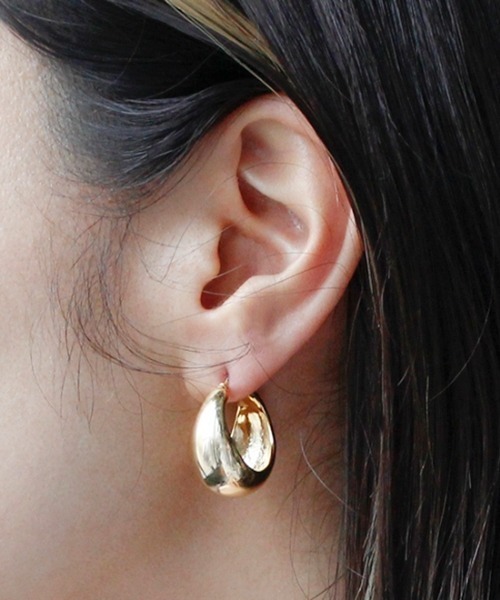 LAPUIS（ラピュイ）の「Lapuis（ラピュイ）Satina ピアス（ピアス（両耳用）・レディース・シルバー/ゴールド・FREE）」の4枚目の写真