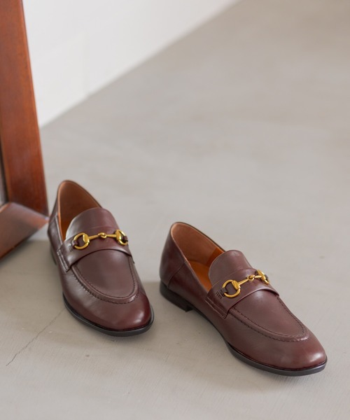 ADAM ET ROPE'(アダムエロペ)の「ボロネーゼビットローファー(ローファー・レディース・ブラック/ダークブラウン・35/36/37/38)」の1枚目の写真