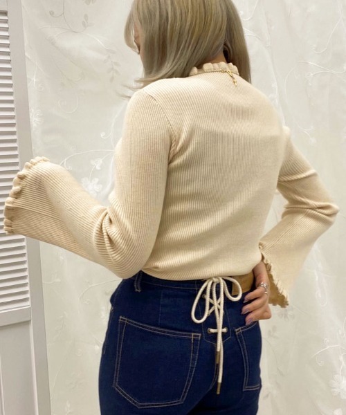 apres jour（アプレジュール）の「フリルハイネックリブニット【ZOZOTOWN限定アイテム】（ニット/セーター・レディース・モカ/ブラック/ベージュ/アイボリー・フリー/X-LARGE）」の7枚目の写真