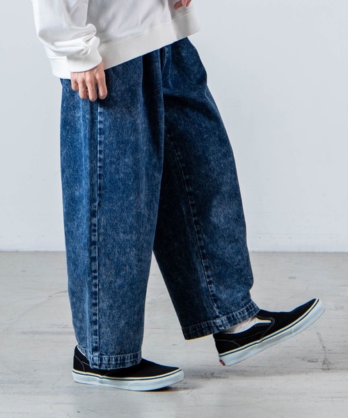WEGO（ウィゴー）の「WEGO/バルーンデニムパンツ（デニムパンツ・メンズ・ダークインディゴブルー/ブラック系その他/コバルトブルー/キナリ・MEDIUM/LARGE/SMALL）」の4枚目の写真
