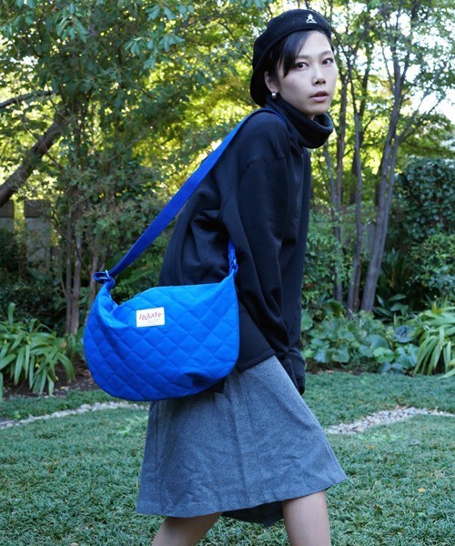 Relate（リレート）の「Relate/リレイト/Warm ショルダー（ショルダーバッグ・レディース・ブラック/ブルー/ネイビー/イエロー/レッド・FREE）」の3枚目の写真