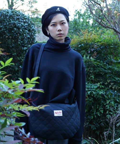 Relate（リレート）の「Relate/リレイト/Warm ショルダー（ショルダーバッグ・レディース・ブラック/ブルー/ネイビー/イエロー/レッド・FREE）」の2枚目の写真
