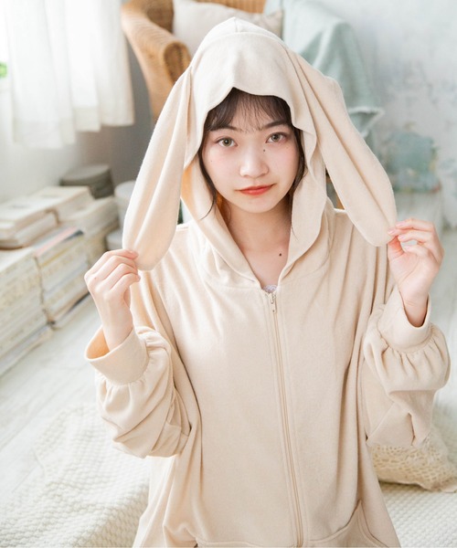 Mysa&Liina(ミーサリーナ)の「BUNNEY ポケ付ZIPパーカー(ルームウェア/パジャマ・レディース・ブラック/ベージュ/オフホワイト・M)」の17枚目の写真