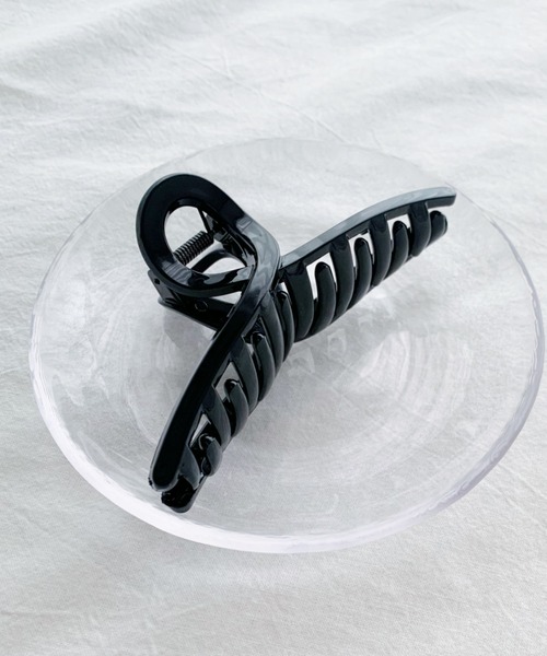 iso（イソ）の「ラウンドヘアクリップ（バレッタ/ヘアクリップ・レディース・その他1/その他2/ブラック/パープル/ピンク/グリーン・FREE）」の2枚目の写真