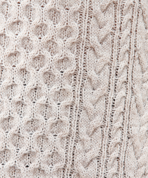 B:MING by BEAMS（ビーミングバイビームス）の「＜LEE12月号掲載＞＜InRed 12月号掲載＞ビーミング by ビームス / アーサータートルニット（ニット/セーター・レディース・オフホワイト/カーキ/ブルー/ネイビー/レッド・ONE SIZE）」の17枚目の写真