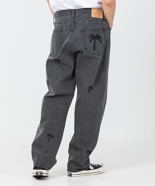 XLARGE（エクストララージ）の「EMBROIDERY DENIM PANTS（デニム