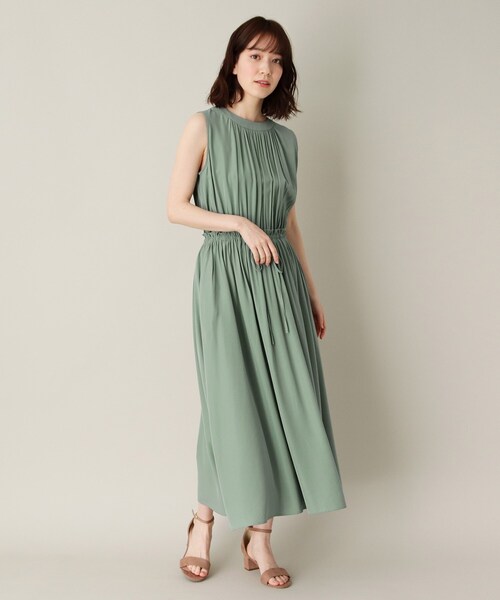 セール フレアギャザーノースリーブワンピース ワンピース Laura Ashley ローラアシュレイ のファッション通販 Zozotown