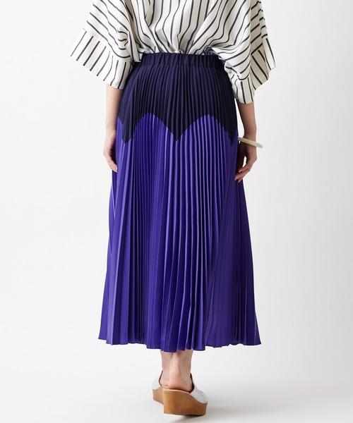 ふりふ(フリフ)の「ジグザク配色プリーツスカート(スカート・レディース・マスタード/バイオレット・FREE)」の4枚目の写真