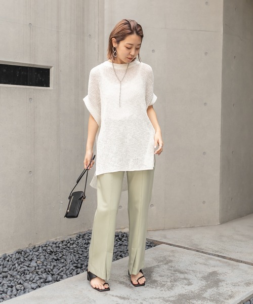 CAPRICIEUX LE'MAGE(カプリシューレマージュ)の「透かし編リネン半袖プルオーバー(ニット/セーター・レディース・オフホワイト/ブラック・FREE)」の4枚目の写真