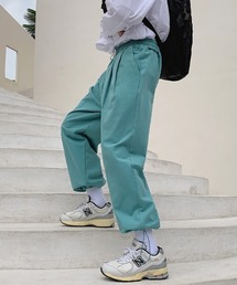 フルーツカラー裾スピンドルパンツ