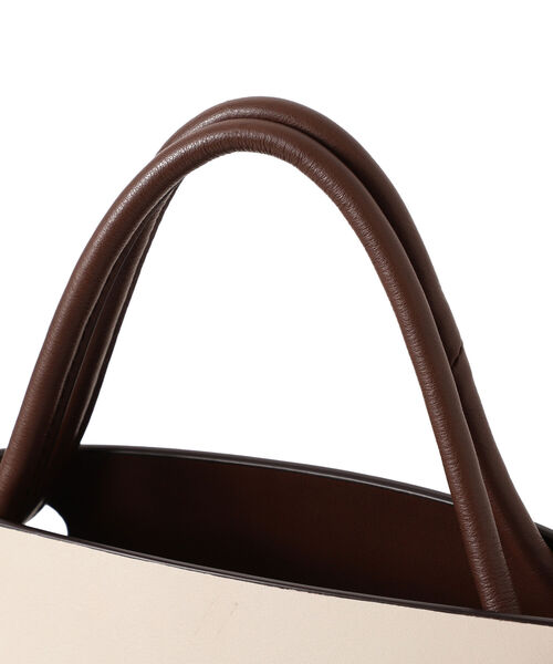 Demi-Luxe BEAMS(デミルクス ビームス)の「ORSETTO / フェイクファーバッグ(ハンドバッグ・レディース・ホワイト系その他5・ONE SIZE)」の7枚目の写真