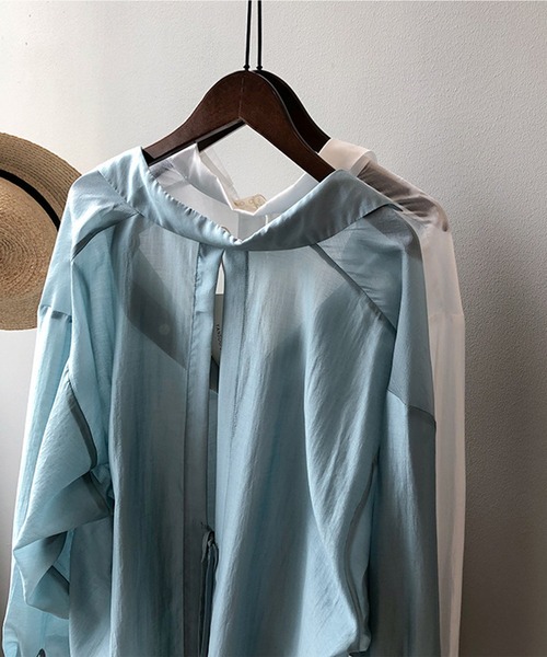 aimoha(アイモハ)の「背中あきひもリボン付き UVカットブラウス (SS)(シャツ/ブラウス・レディース・ブルー/ホワイト・SMALL/MEDIUM/LARGE)」の17枚目の写真