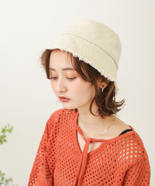 SENSE OF PLACE by URBAN RESEARCH(センスオブプレイスバイアーバンリサーチ)の「コットンフリンジバケットハット(ハット・レディース・ブラック/アイボリー・ONE)」の1枚目の写真