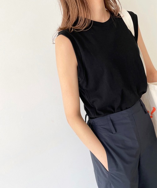 CANAL JEAN（キャナルジーン）の「RED CHOP WORKS(レッドチョップワークス) クルーネックタンクトップ（タンクトップ・レディース・ホワイト/ブラック/ネイビー/ピンク・ONE SIZE）」の2枚目の写真