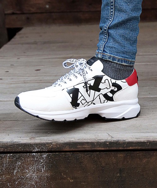 1piu1uguale3 RELAX（ウノピュウノウグァーレトレリラックス）の「【1PIU1UGUALE3 RELAX × JUST PLAY】DIAGONAL LOGO VIBRAM SOLE SNEAKER（スニーカー・メンズ・ブラック/ホワイト・M/L）」の4枚目の写真